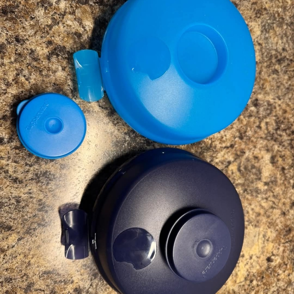 New Tupperware Bundle - Picture 6 of 6
